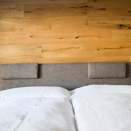 Apartment Bolero 3.5 *